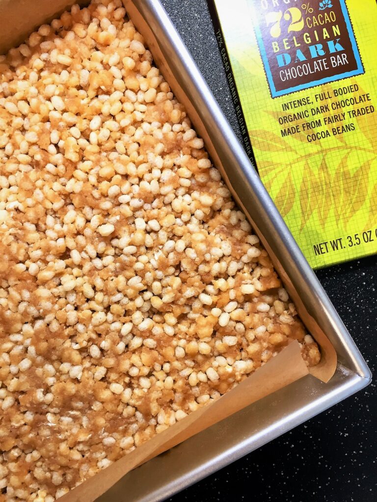 vegan rice krispie treats cooling in baking pan